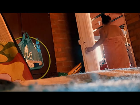 ❤️ Xhaxhai më ndjek në dush, më qitë ndërsa unë bëj dush. ❤️❌ Porno në sq.pornmega-com.ru ️❤